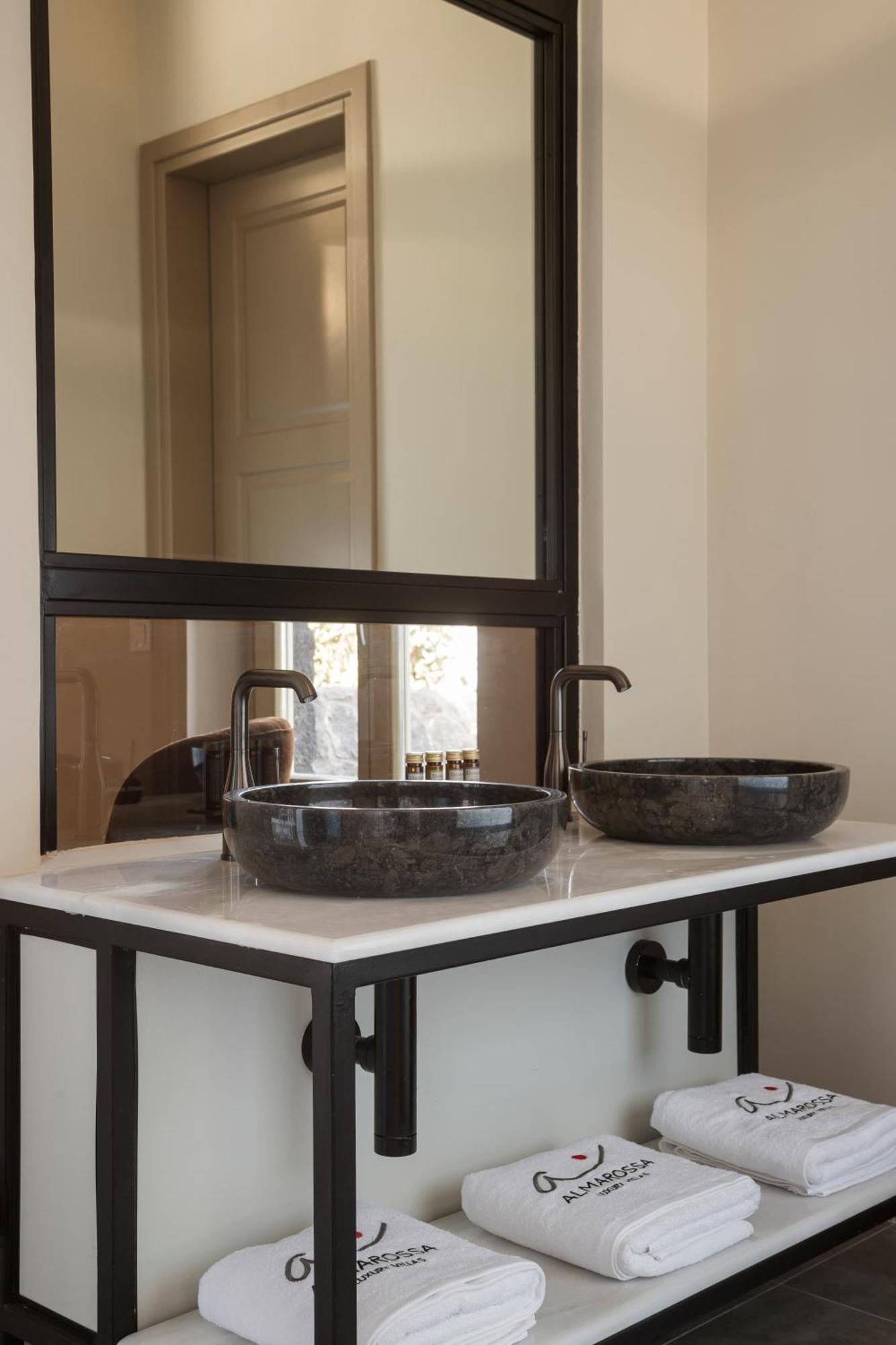 Almarossa Luxury Villas Vúrvulosz Kültér fotó